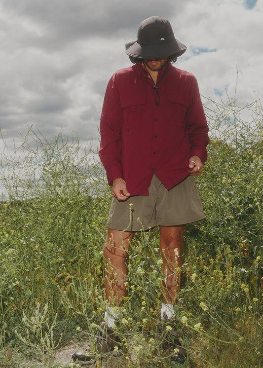 Sun Ray UPF50+ men’s Breezy sun shirt in burgundy with chest pockets